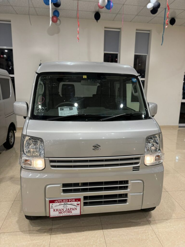 Suzuki Every Silver 2018 japan car auction